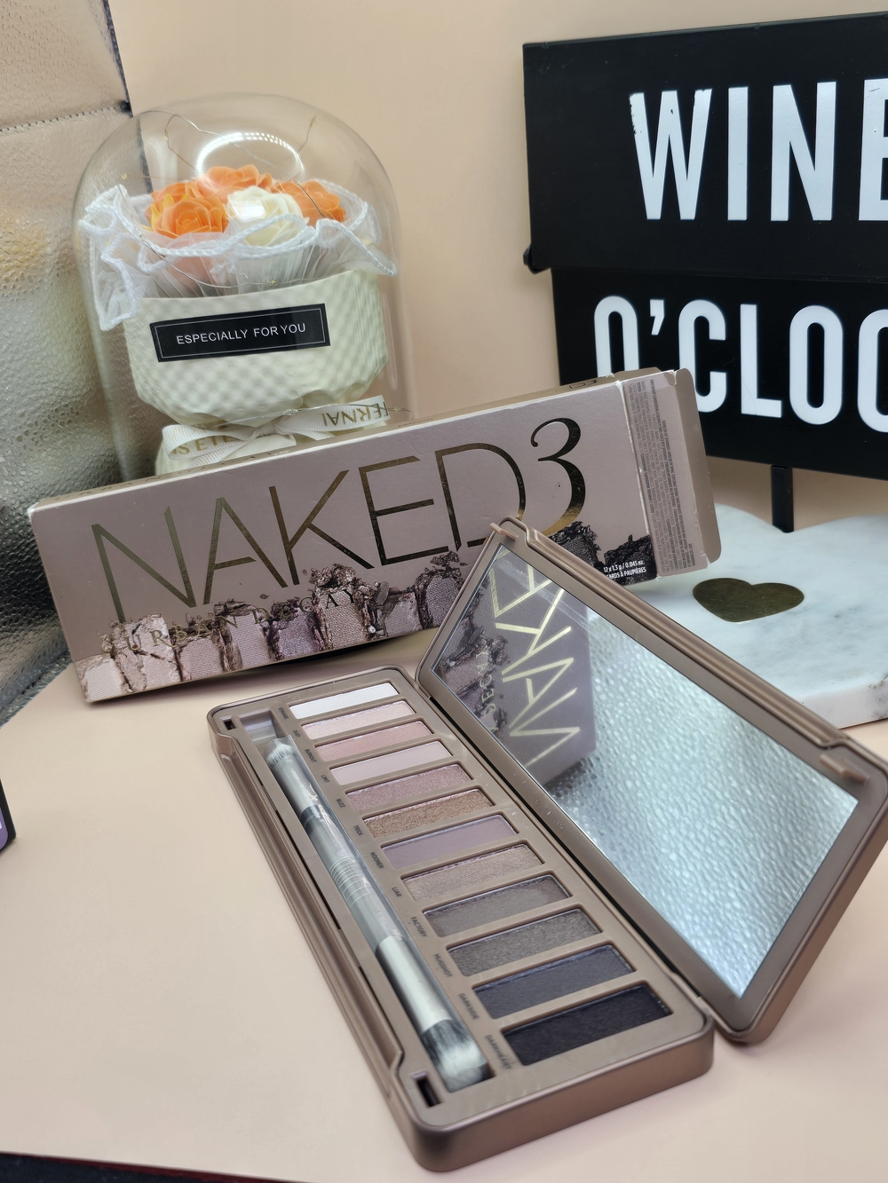 Urban Decay Naked3 Rose, Mauve & Neutral Eyeshadow Palette